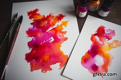 Creative Flow - Beautiful Abstracts Using Organic Flows Of Paint