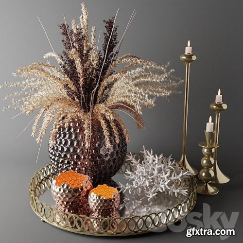 Bouquet of dried flowers in a glass vase on a tray