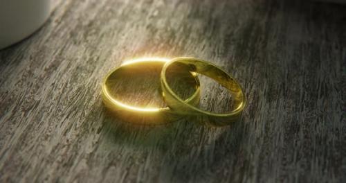 Videohive - Wedding Rings Closeup - 4K - 43009094 - 43009094