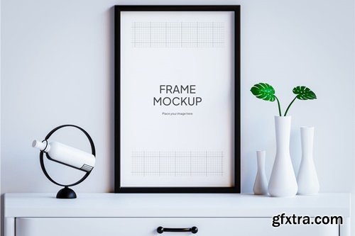 Photo Frame Mockup WT28CMN