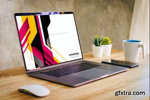 Laptop Mockups UTE9A3M