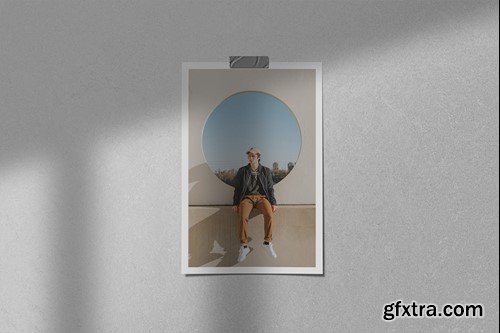 Photo Paper Mockup G8Y4MXC