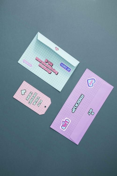 Premium PSD | 8-bit merchandising card design Premium PSD