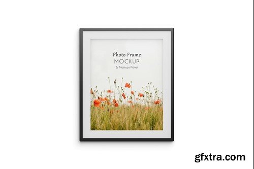 Photo Frame Mockup 74H8Y7R