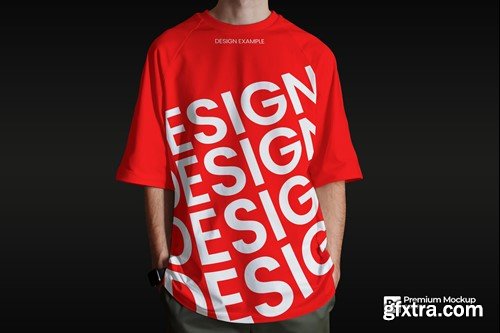 Oversize T-shirt Mockup CSQBJQL