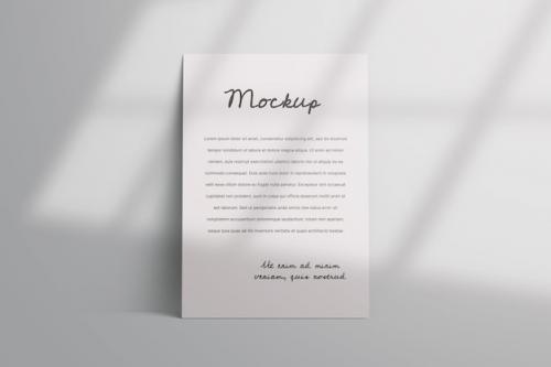 Premium PSD | Mockup of postcard flyer greeting card wedding invitation isolated Premium PSD