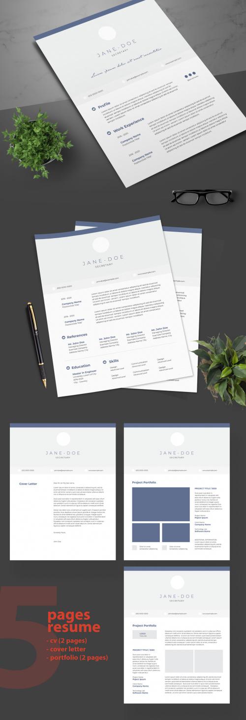 Resume Layout with Navy Blue Accents - 247454987