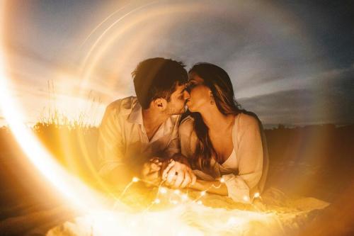 43 Ring Lens Flare Overlays & Photoshop Action