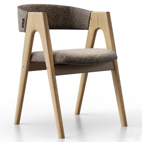 Dublin Chair by Deephouse