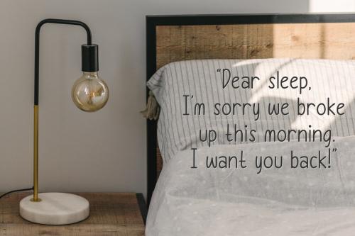 Deeezy - Healthy Sleep | Handwritten Font