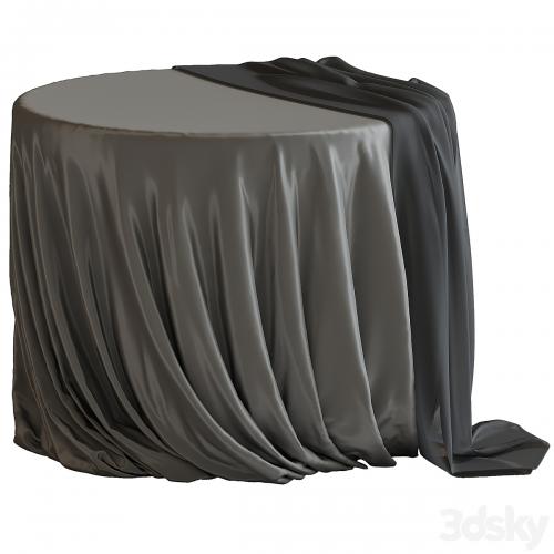 Tablecloth on a round table 77