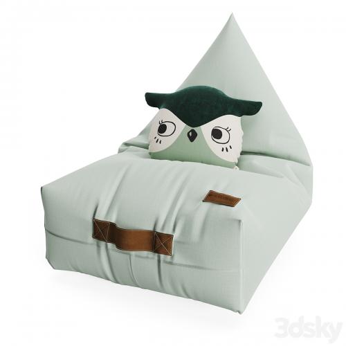 Bean bag chair and owl pillow from NOBODINOZ