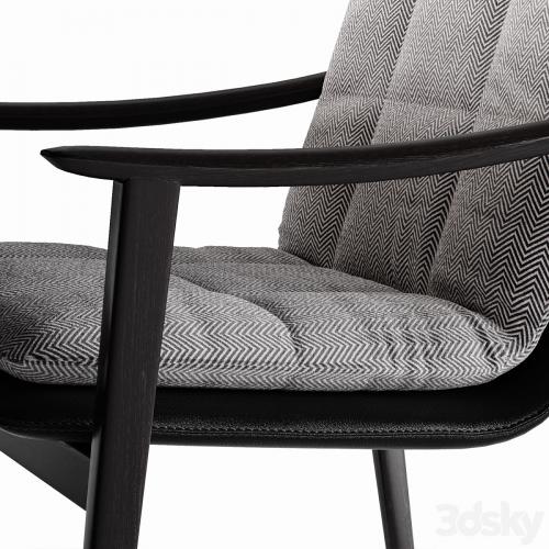 Minotti LINHA table and FYNN SADDLE HIDE Chair