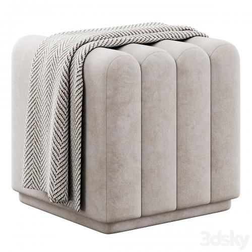 Boucle Bente Pouf by Eichholtz