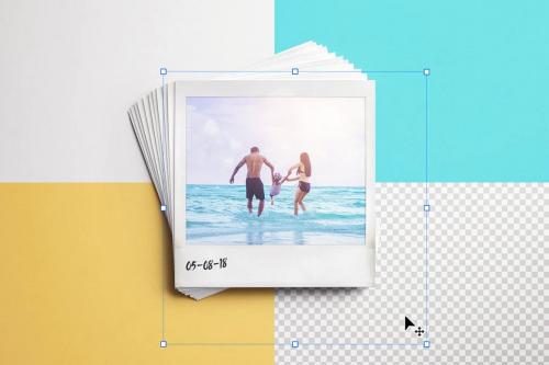 Instant Pictures Mockup Fan Stack