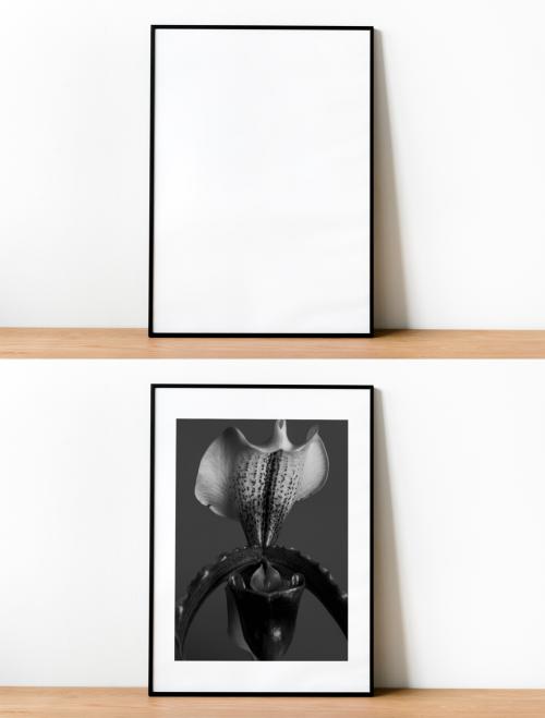 Picture Frame Mockup - 451623397