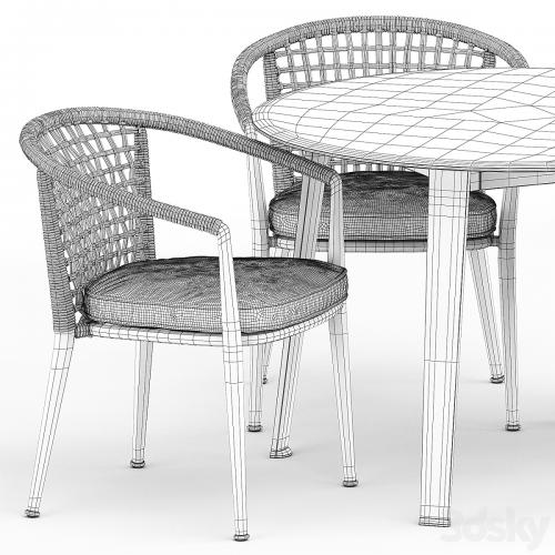 Erica 19 chair and Ginepro round Outdoor table by bebitalia