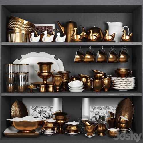 Decorative copper crockery set. Service