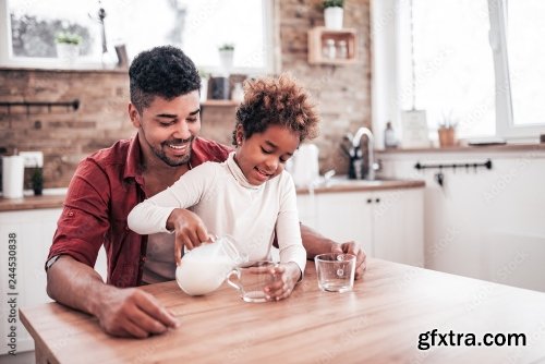 Happy African American Man And His Daughter 6xJPEG