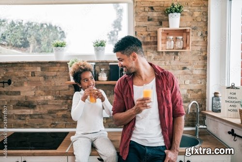 Happy African American Man And His Daughter 6xJPEG