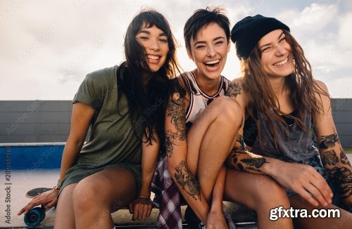 Group Of Women Playing With Skateboards 6xJPEG