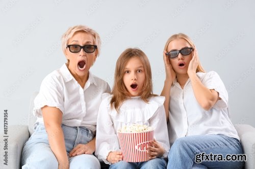 Shocked Little Girl With Her Mom And Grandmother 6xJPEG