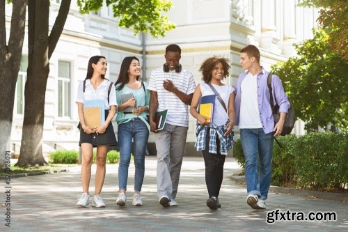 Portrait Of Happy International College Students 6xJPEG