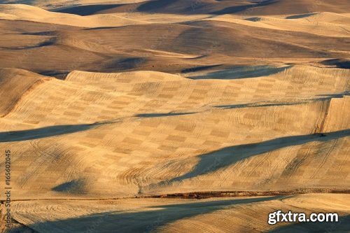 Farmland In Autumn Season 6xJPEG