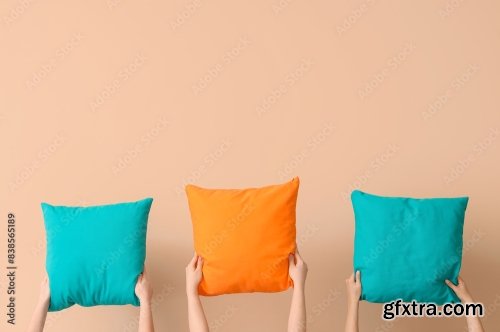 Women With Bright Pillows 6xJPEG