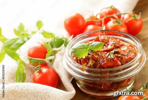 Traditional Italian Sun-Dried Tomatoes In Oil With Basil 6xJPEG