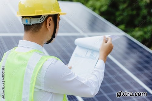 Engineer Check Data From The Sensor Of Solar Cells Panel 8xJPEG