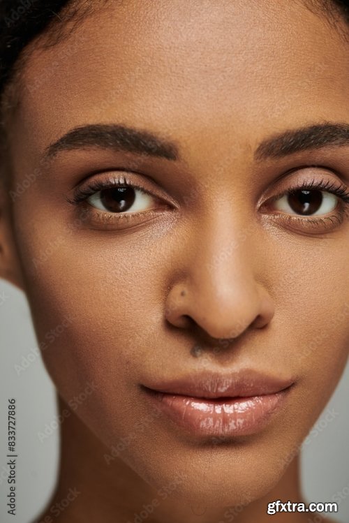 Cosmetic And Young African American Woman 3 18xJPEG