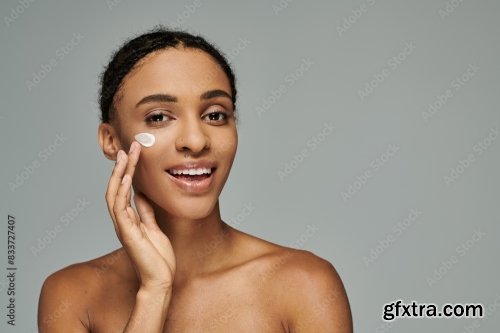 Cosmetic And Young African American Woman 3 18xJPEG