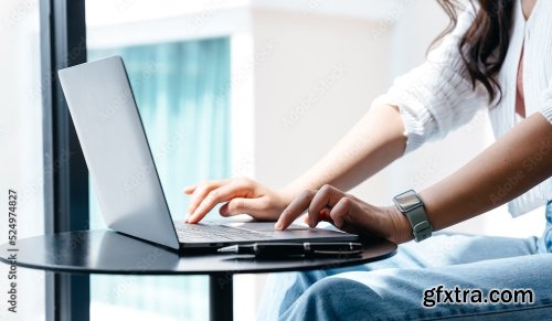 Asian Young Woman Working With Laptop 5xJPEG