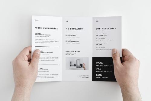 Brochure &ndash; Resume Trifold