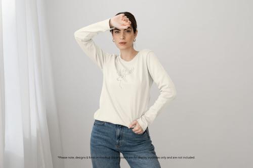 16 Woman long sleeve t-shirt mockups