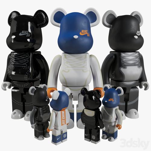 Bearbrick / NIKE