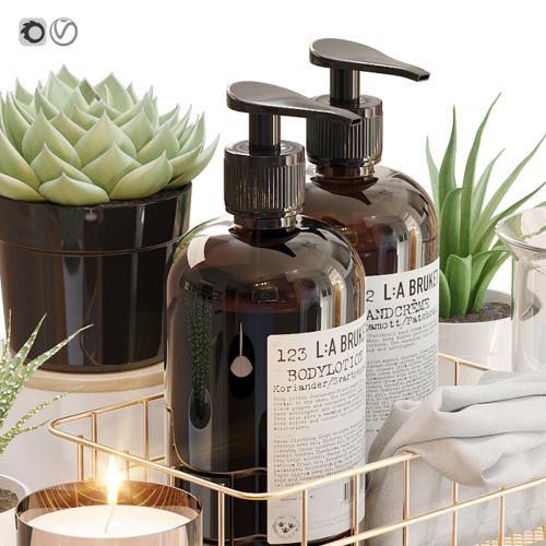 LA Bruket decor set for bathroom with flowerpots