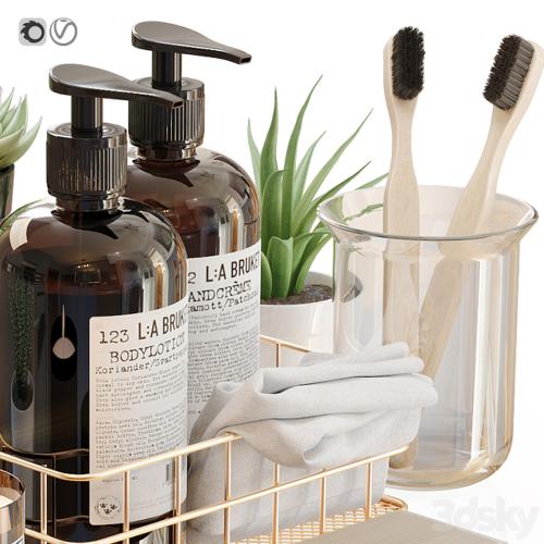 LA Bruket decor set for bathroom with flowerpots