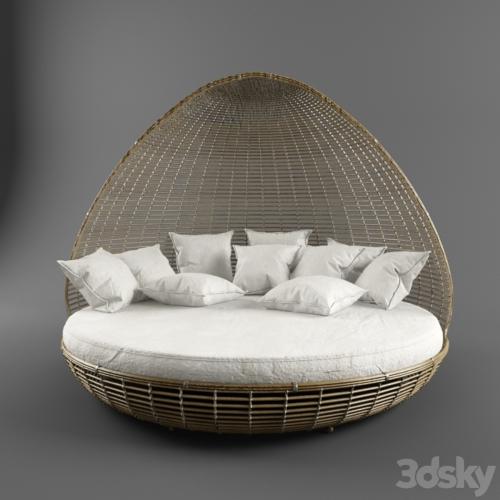 NEVIS DAYBED