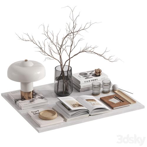 Decorative set with Giovanni Table Lamp