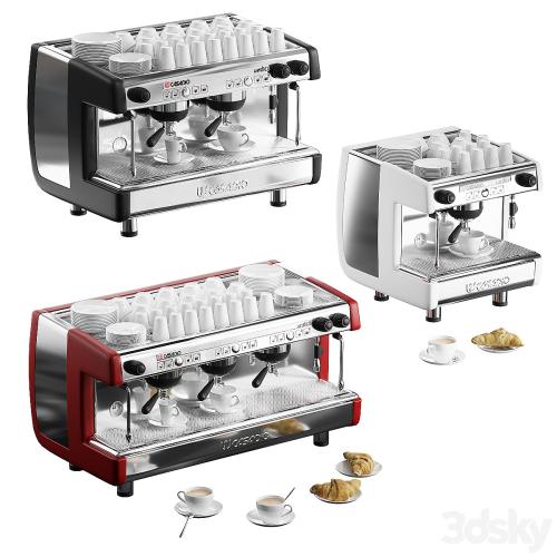 Casadio Undici coffee machines with croissants. 3 models