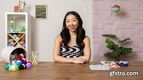 Domestika - Crochet for beginners: how to make the perfect accessories Domestika - Crochet for beginners: how to make the perfect accessories