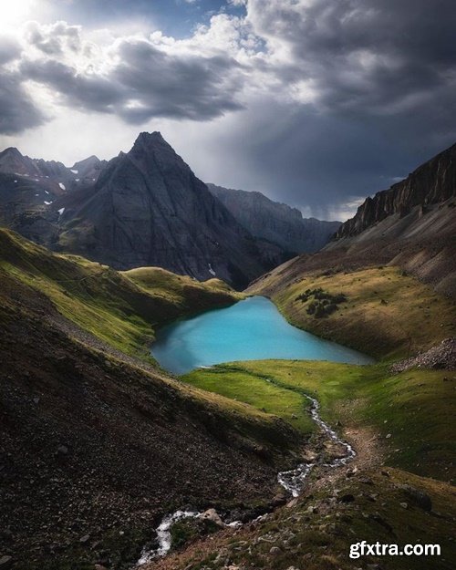 Ben Strauss - Middle Blue Lake (The Vault Series)